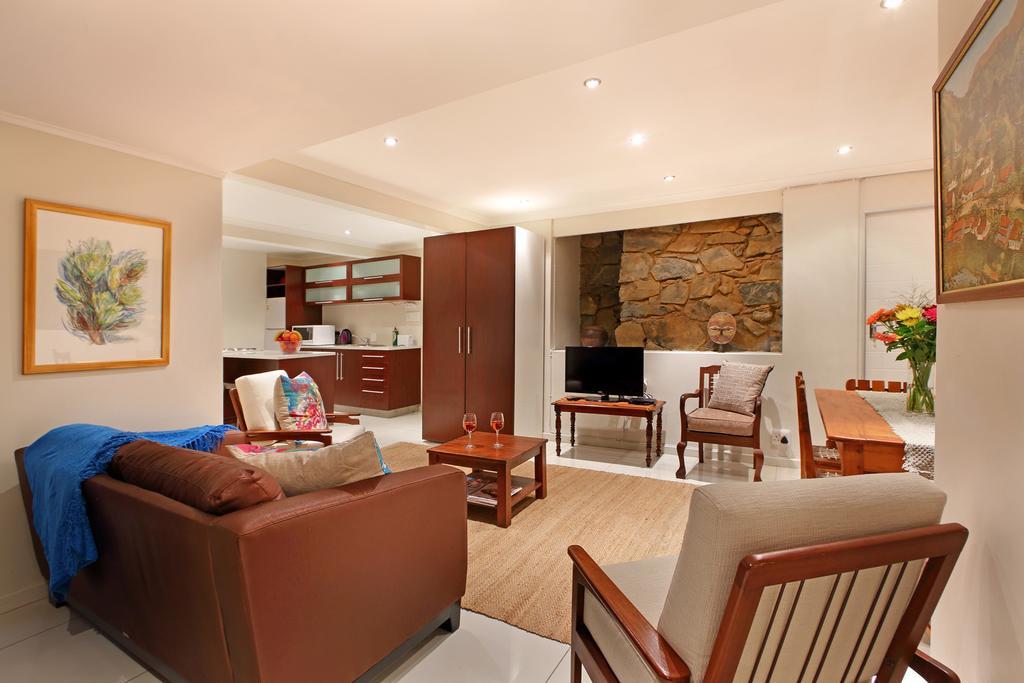Afribode'S Dysart Cottage Cape Town Exterior foto