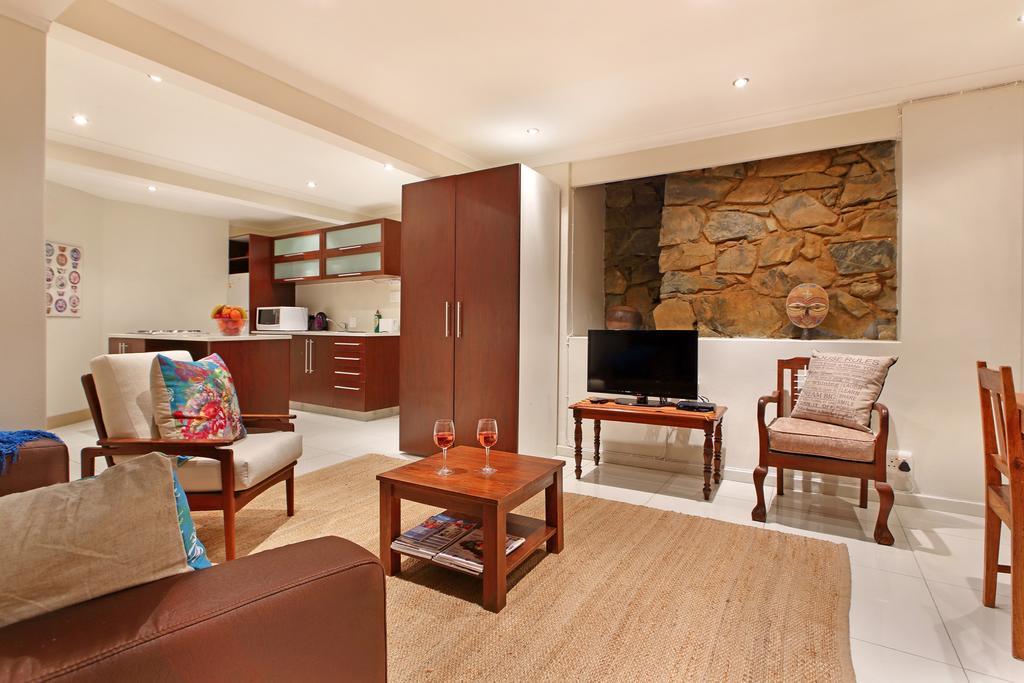 Afribode'S Dysart Cottage Cape Town Exterior foto