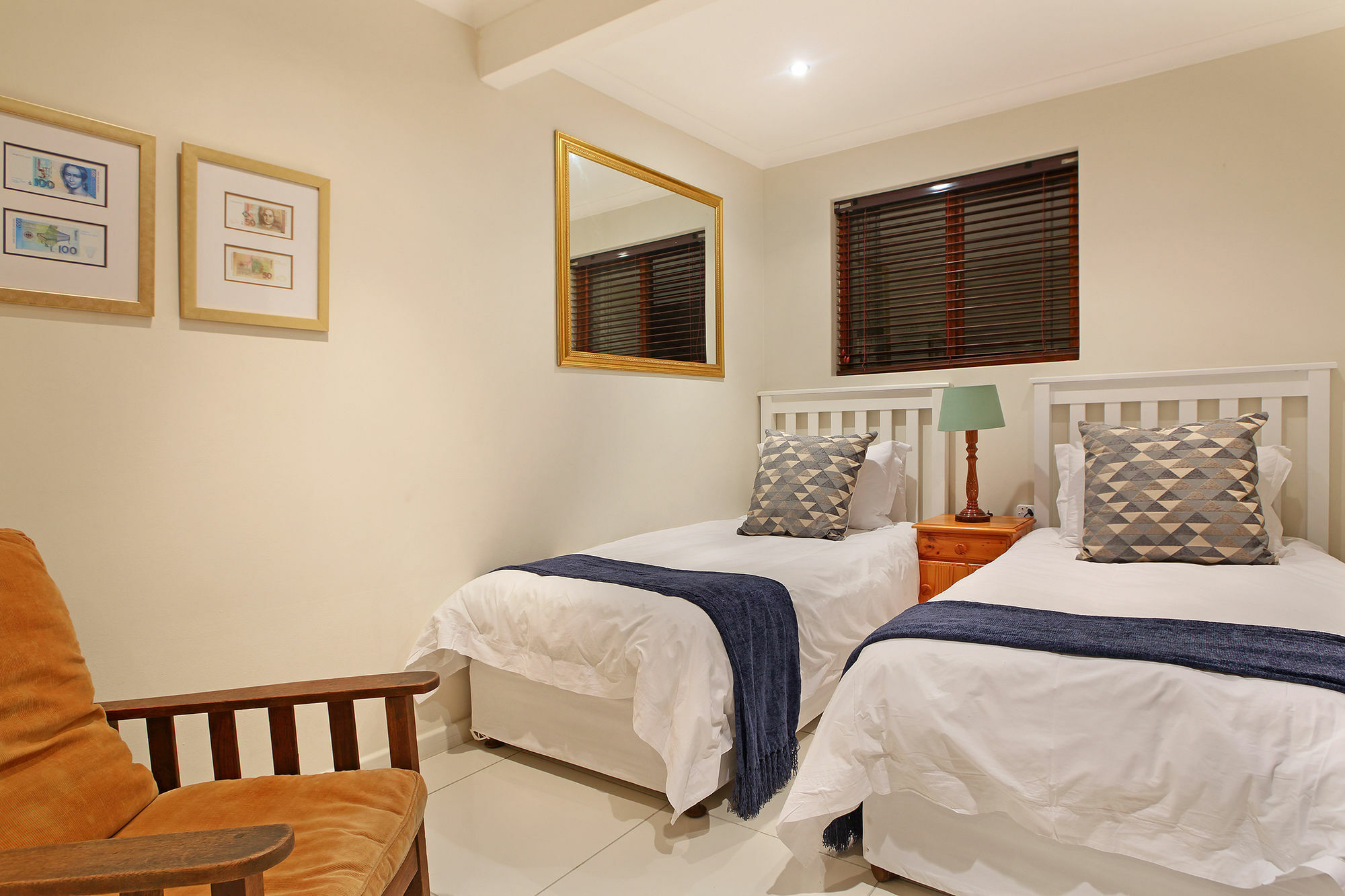 Afribode'S Dysart Cottage Cape Town Exterior foto